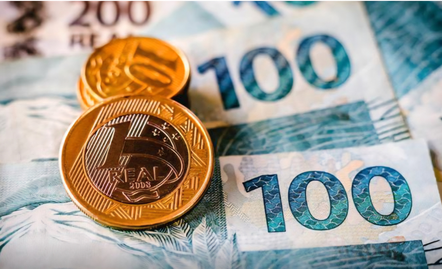 Salário mínimo terá aumento em janeiro de 2026